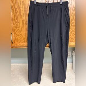 Sweatbetty women’s cropped Black Pants size 10